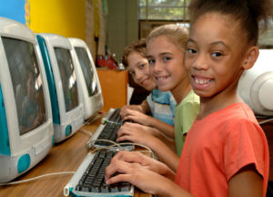 300px-Children_Using_Computers