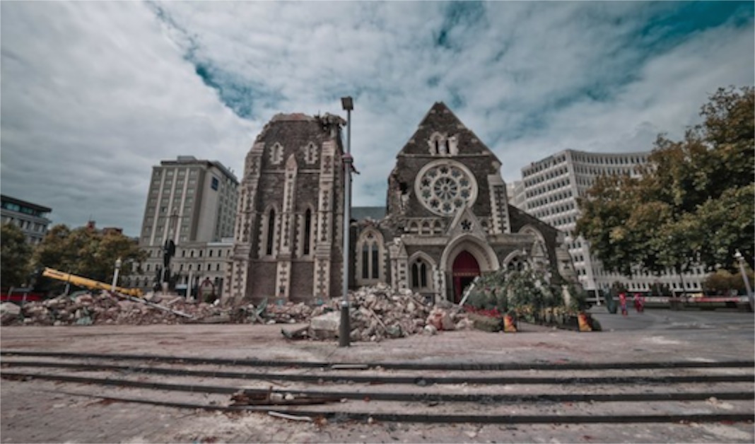 Christchurch-cathedral-after-the-earthquake