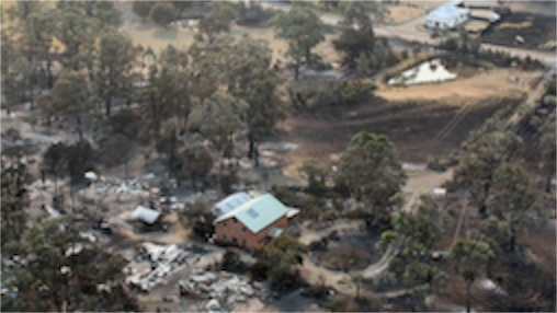 640067-tasmania-bushfire-aerials